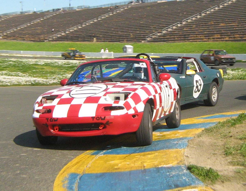 Illustration for article titled The Top 147 Lemons of the Sears Pointless 24 Hours of LeMons